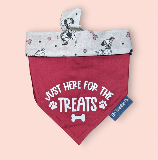 Small: "Just Here For The Treats" Reversible Bandana